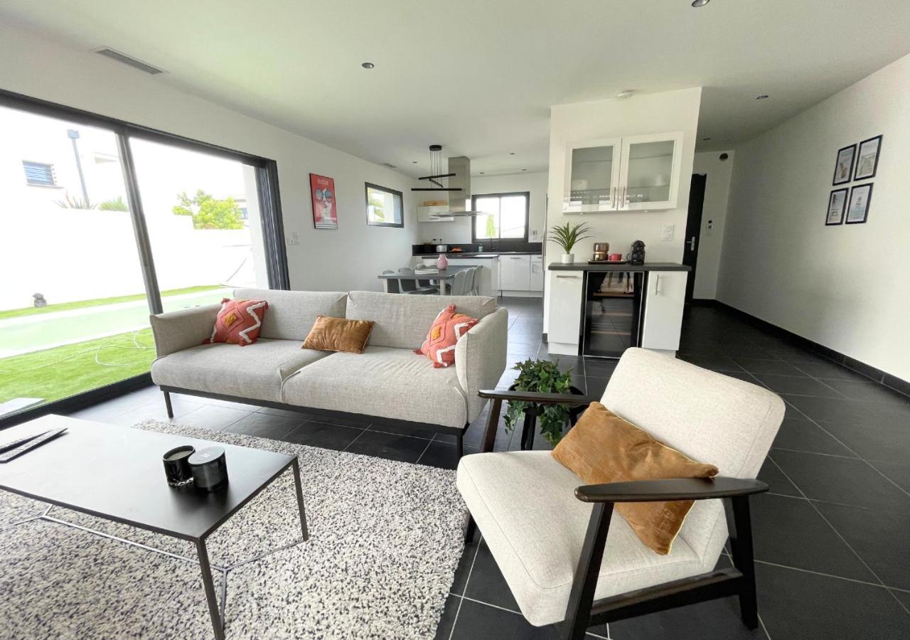 Villa Contemporaine Avec Piscine Chauffee Proche Des Plages Sauvian 外观 照片