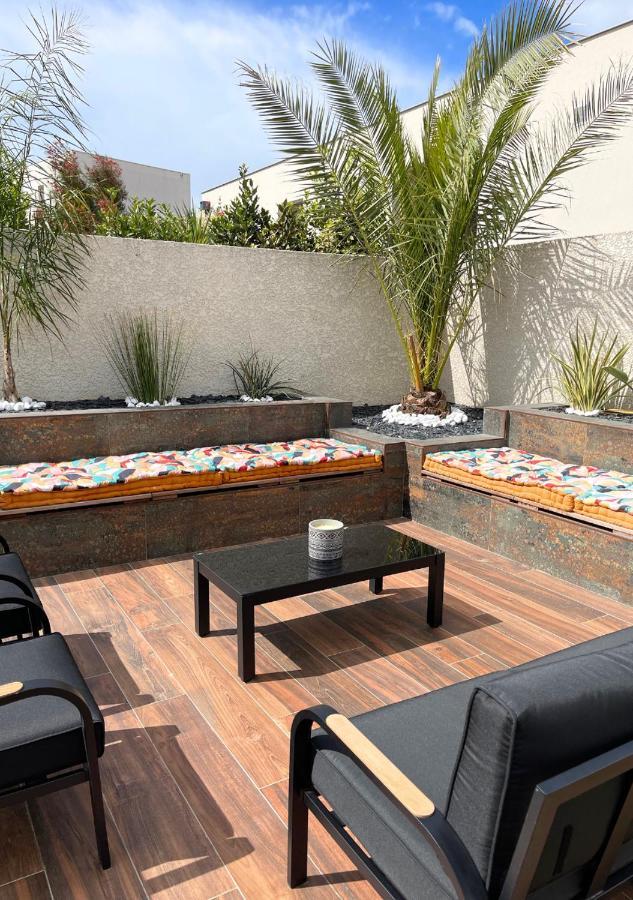 Villa Contemporaine Avec Piscine Chauffee Proche Des Plages Sauvian 外观 照片